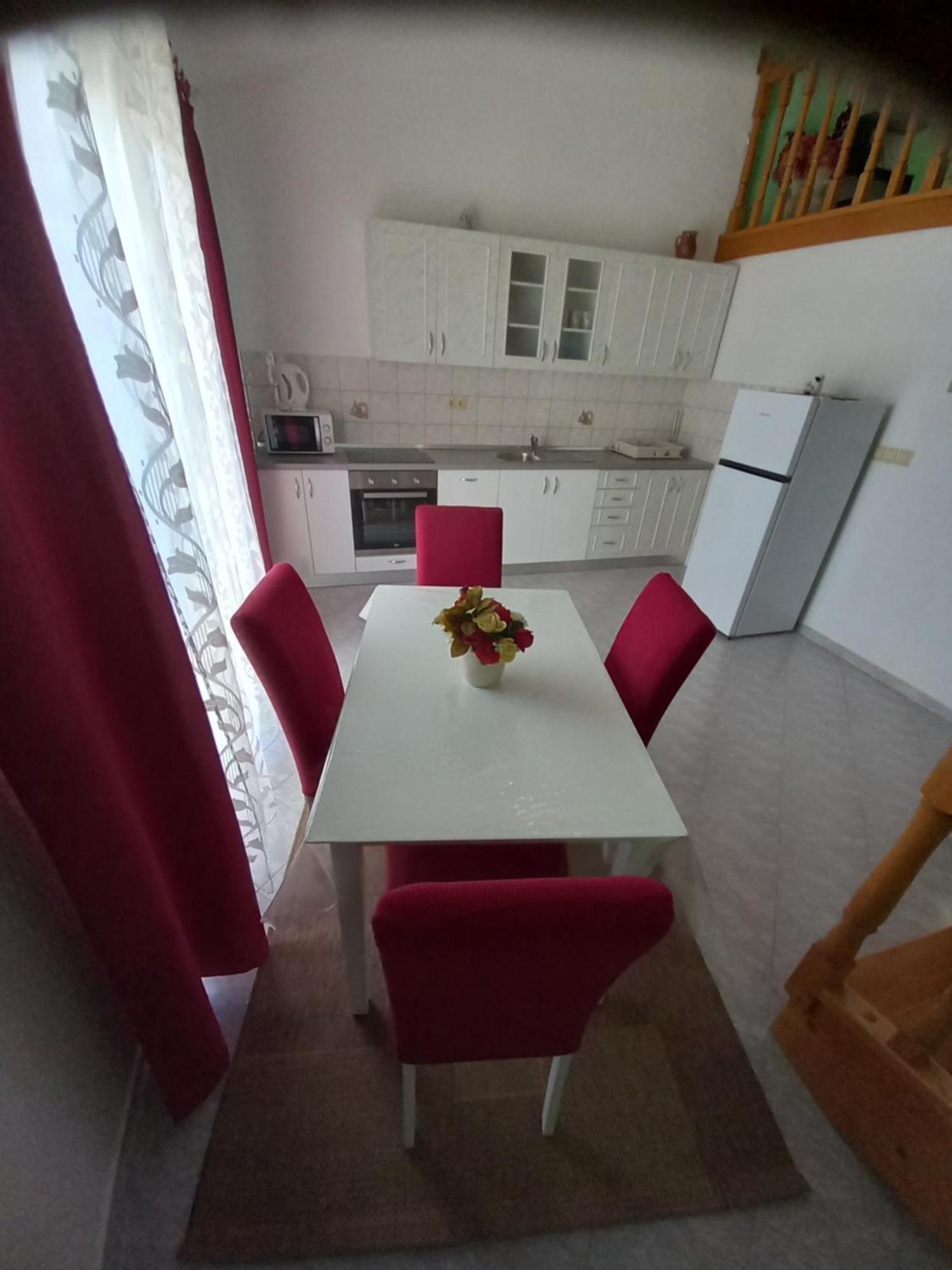 Apartments Makaus Kampor Dış mekan fotoğraf
