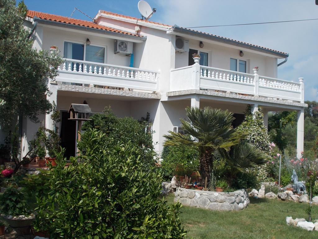 Apartments Makaus Kampor Dış mekan fotoğraf