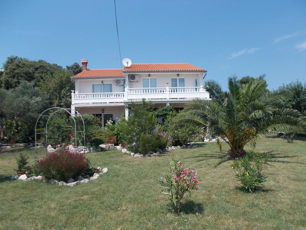 Apartments Makaus Kampor Dış mekan fotoğraf